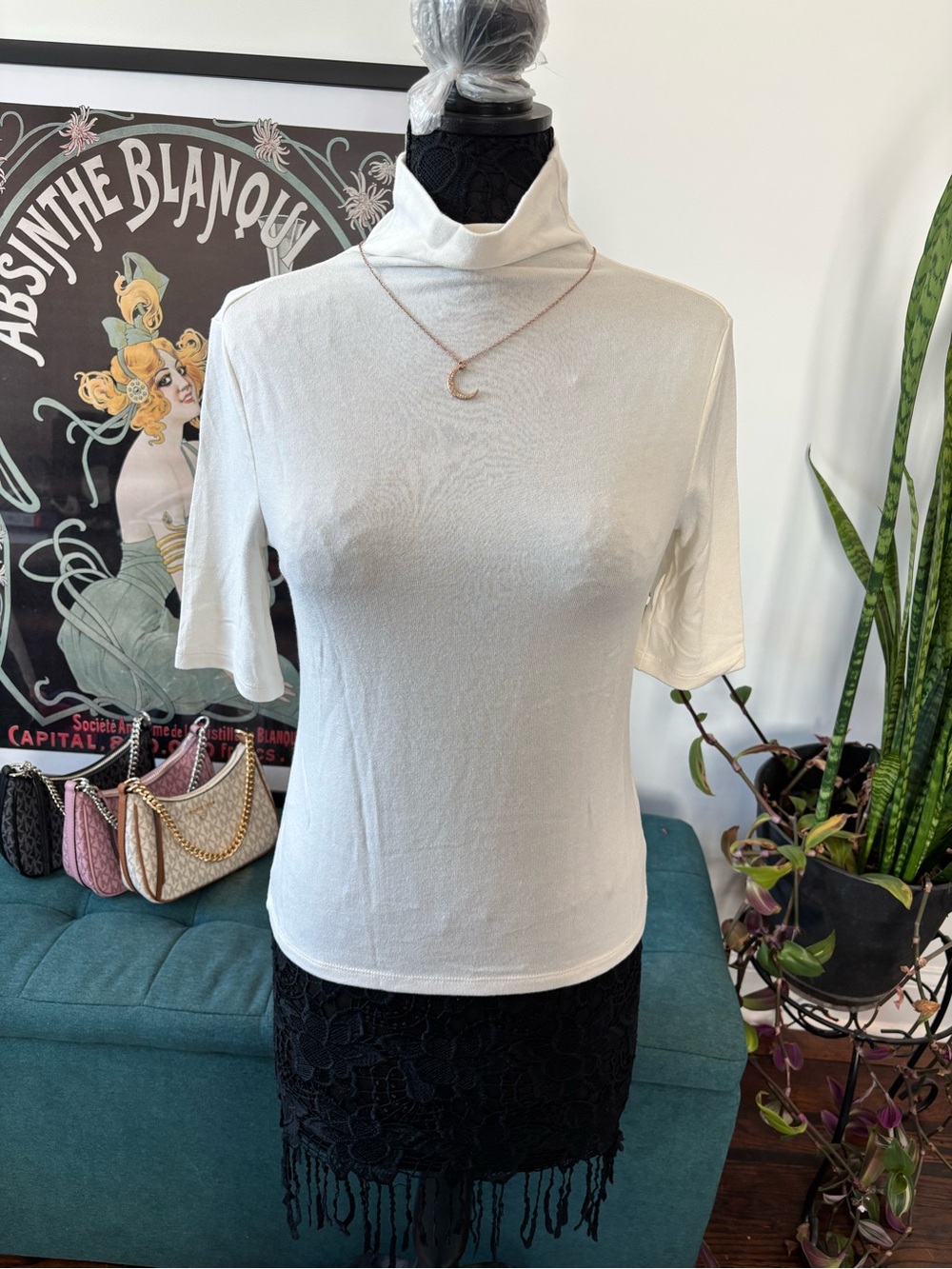 Banana Republic Cream Short Sleeve Mock Neck Top